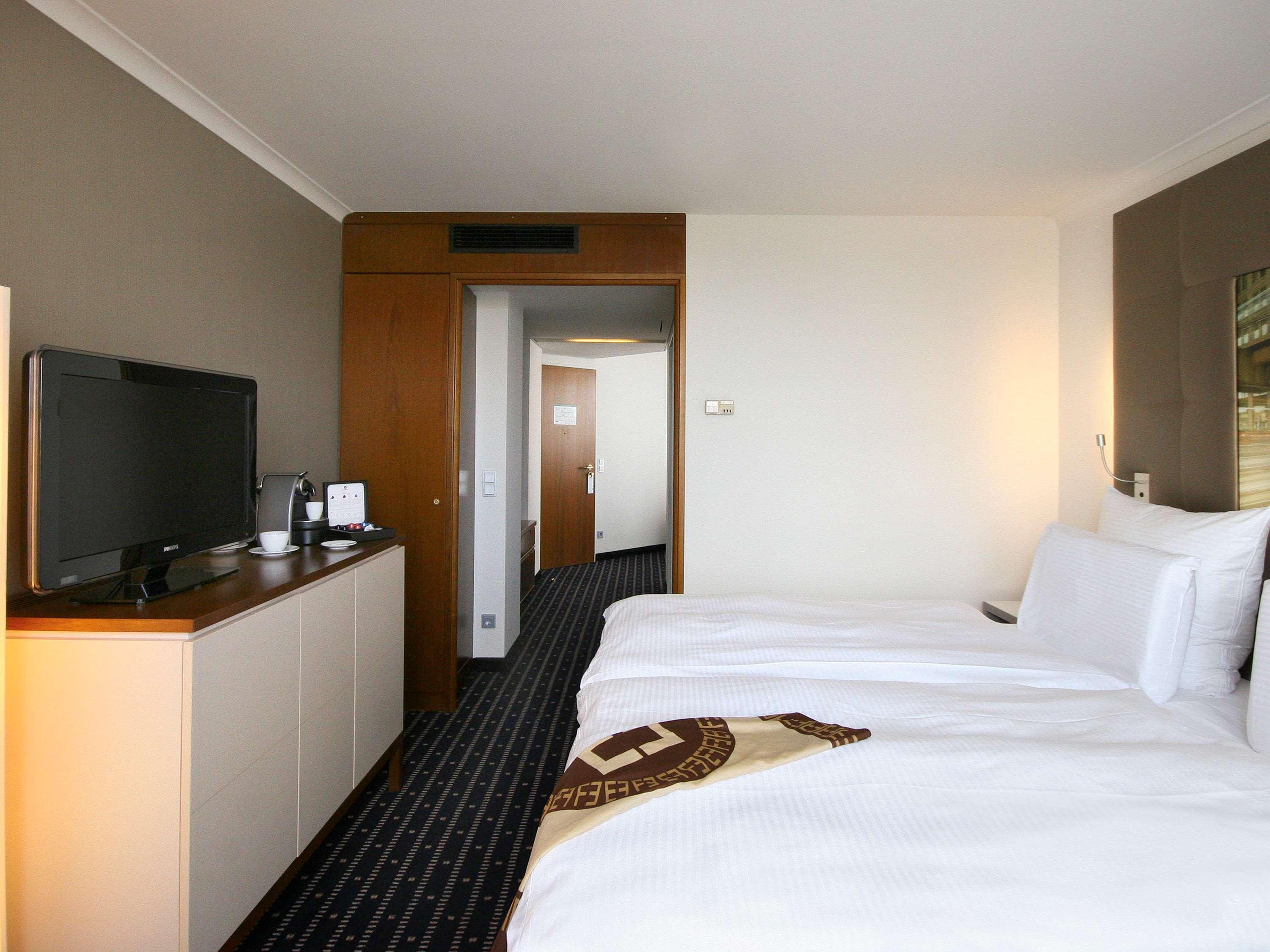 Pullman Stuttgart Fontana Hotel Kültér fotó